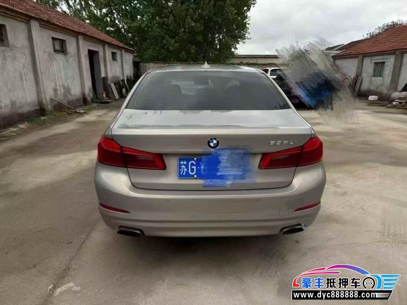 17年宝马5系轿车抵押车出售