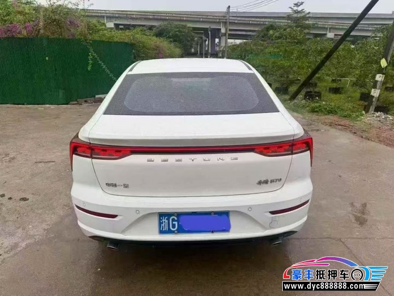 24年奔腾B70轿车抵押车出售