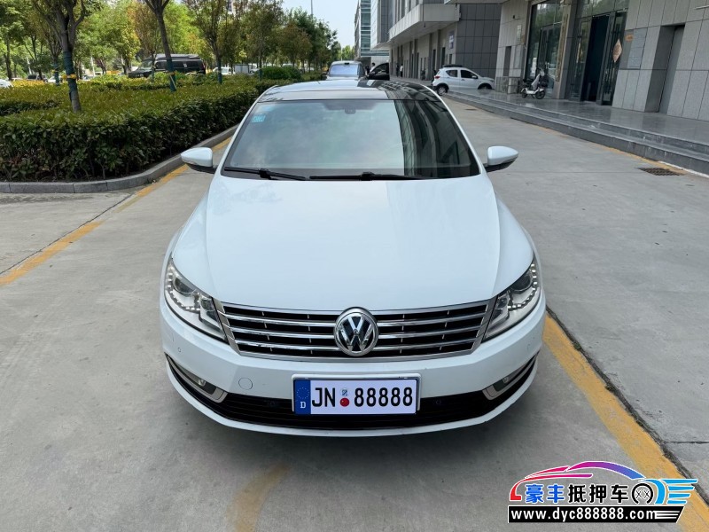 抵押车出售14年大众CC轿车