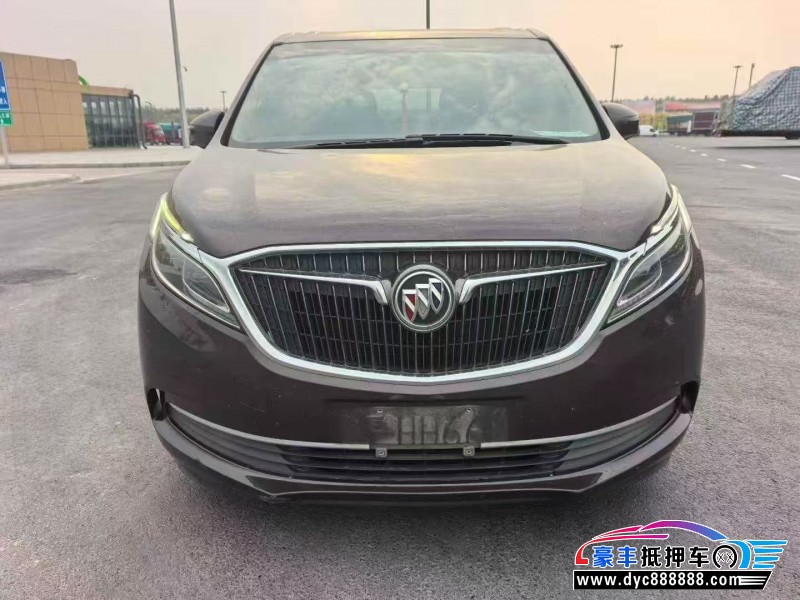 抵押车出售17年别克GL8轿车