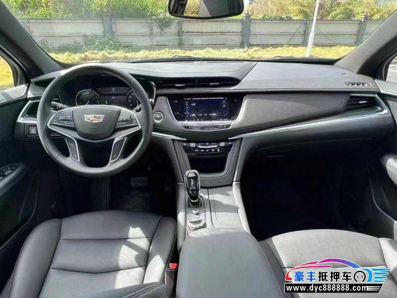 22年凯迪拉克XT5轿车抵押车出售