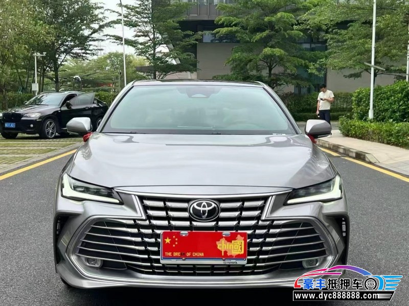 抵押车出售24年丰田亚洲龙轿车