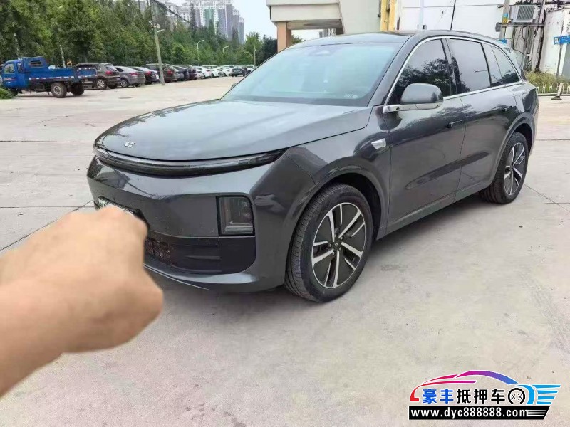 24年理想L6轿车抵押车出售