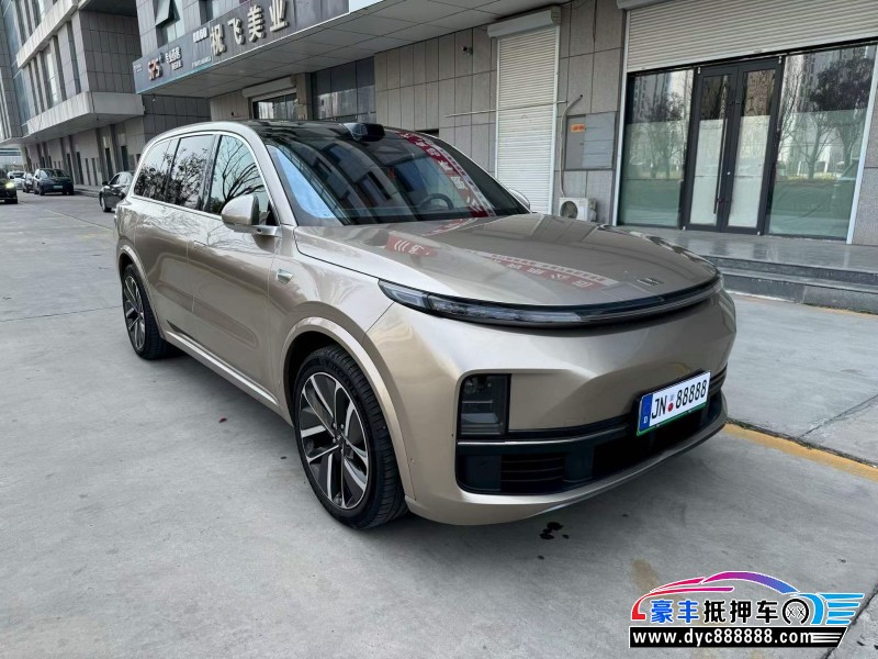 23年理想L9轿车抵押车出售