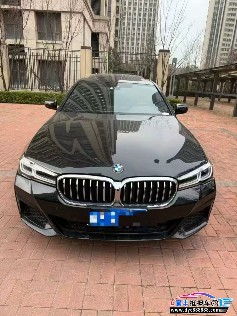 抵押车出售23年宝马5系轿车