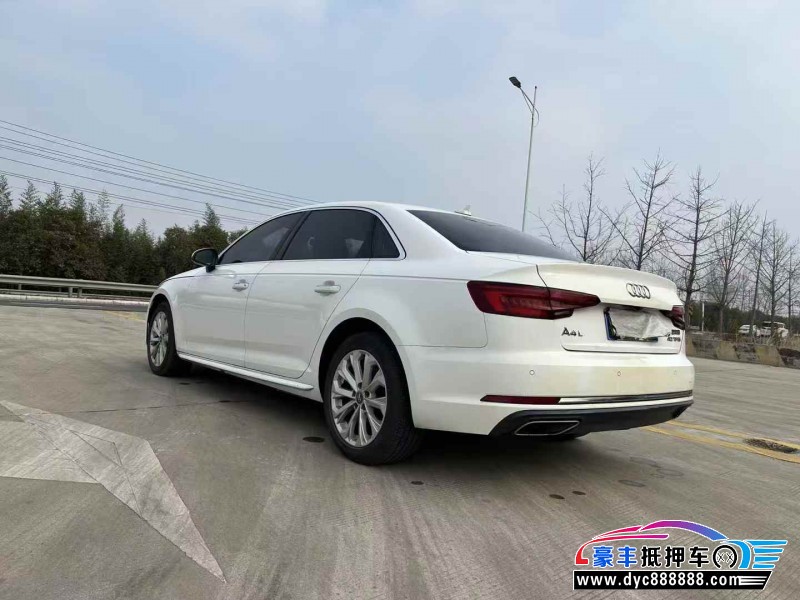 20年奥迪A4L轿车抵押车出售