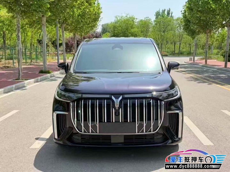 24年岚图梦想家轿车抵押车出售