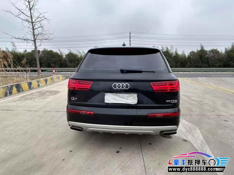 16年奥迪Q7轿车抵押车出售