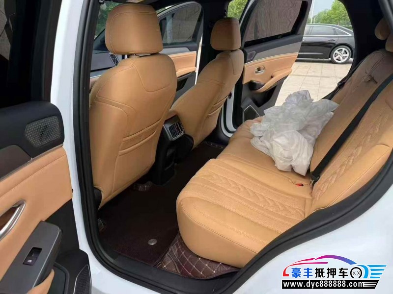 25年比亚迪宋轿车抵押车出售