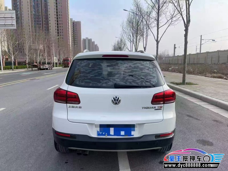15年大众途观轿车抵押车出售