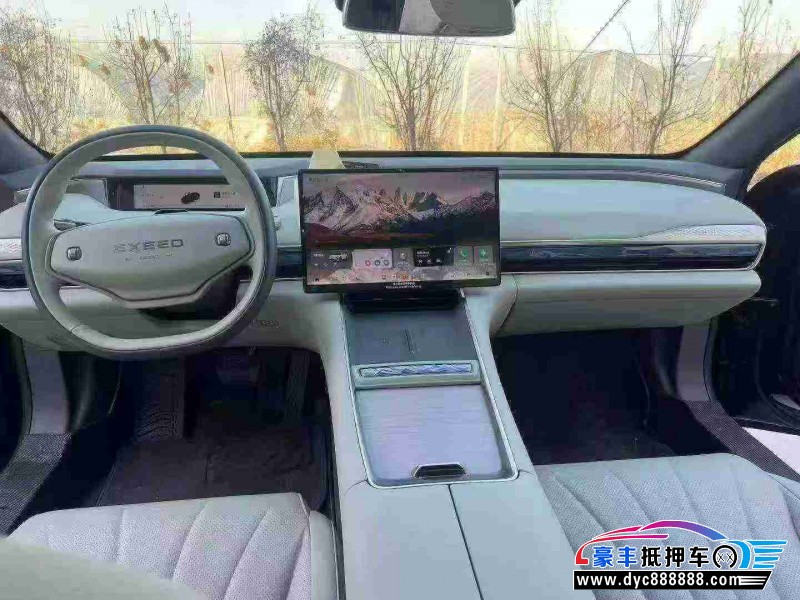 25年奇瑞星途轿车抵押车出售