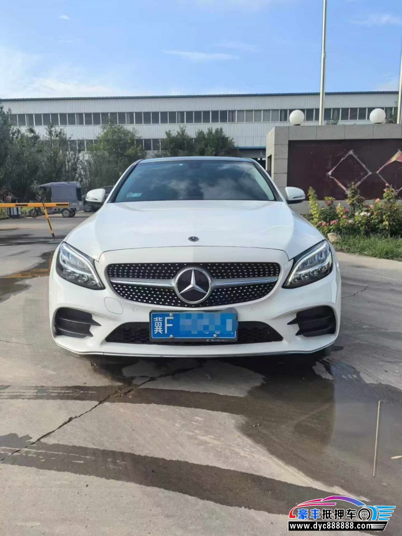 21年奔驰C轿车抵押车出售