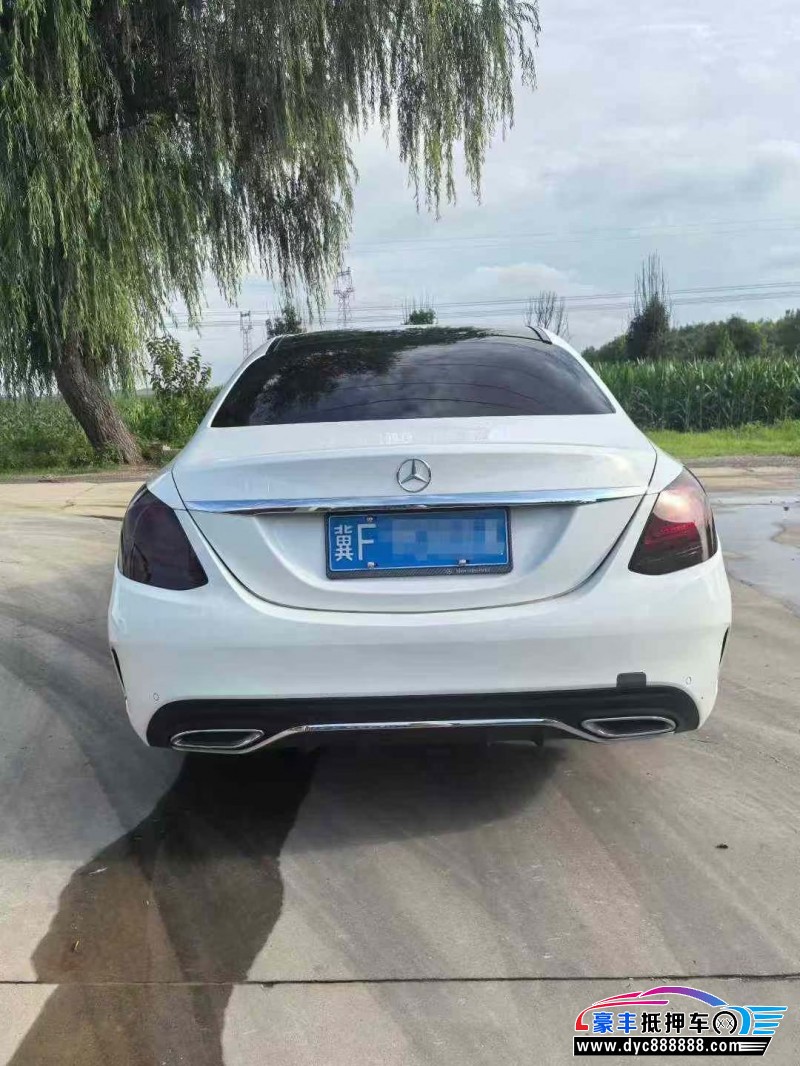 21年奔驰C轿车抵押车出售