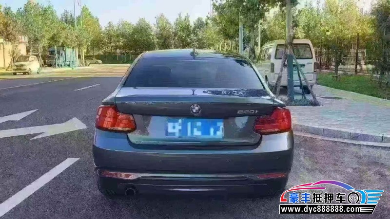 19年宝马2系轿车抵押车出售