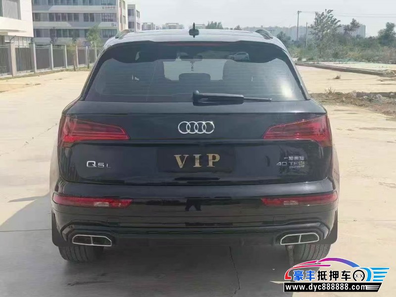 25年奥迪Q5轿车抵押车出售