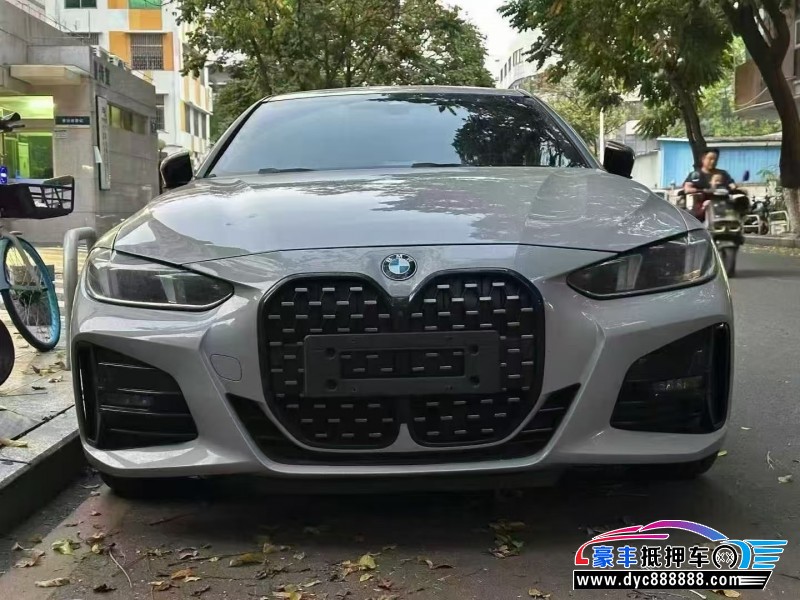 抵押车出售23年宝马4系轿车
