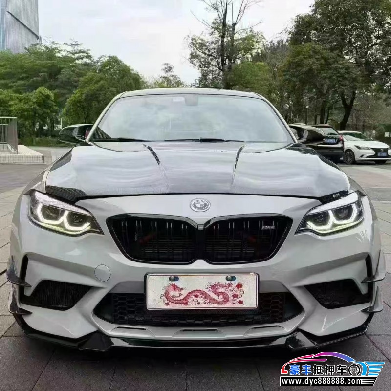 抵押车出售19年宝马M2轿车