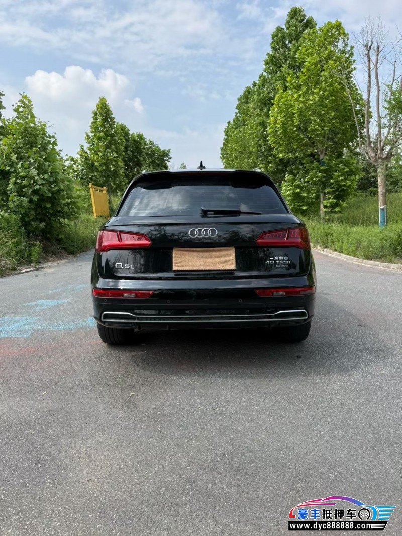 20年奥迪Q5轿车抵押车出售