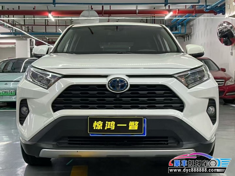21年丰田RAV4轿车抵押车出售