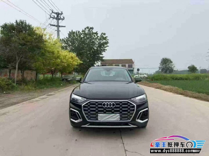22年奥迪Q5轿车抵押车出售