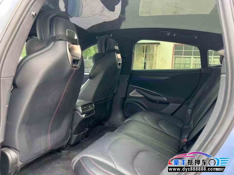24年小米SU7轿车抵押车出售