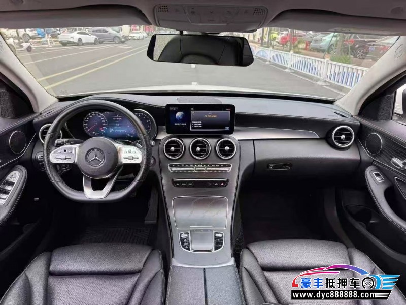 20年奔驰C轿车抵押车出售