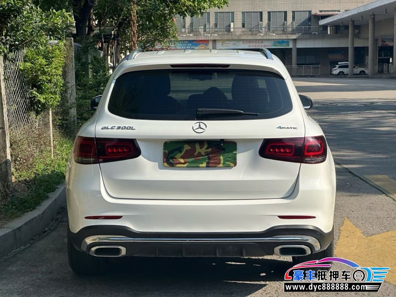 22年奔驰GLC轿车抵押车出售
