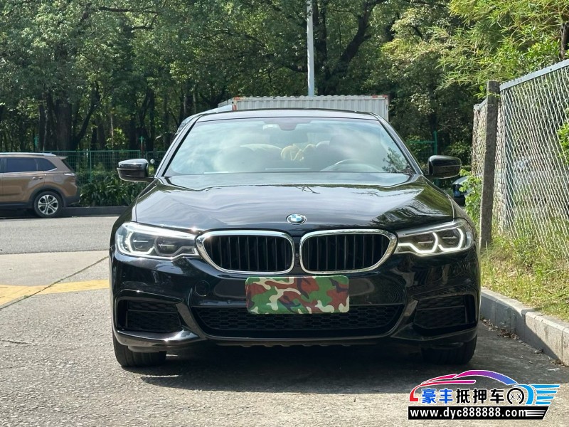 20年宝马5系轿车抵押车出售