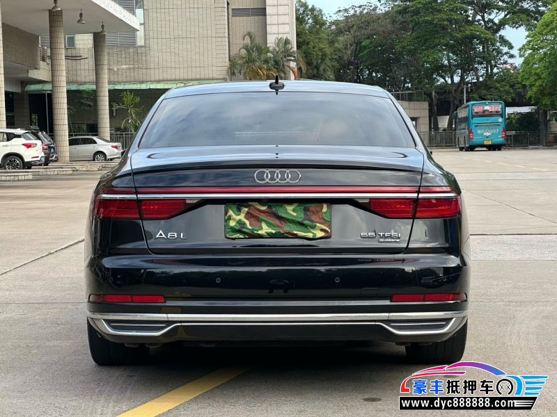 20年奥迪A8L轿车抵押车出售