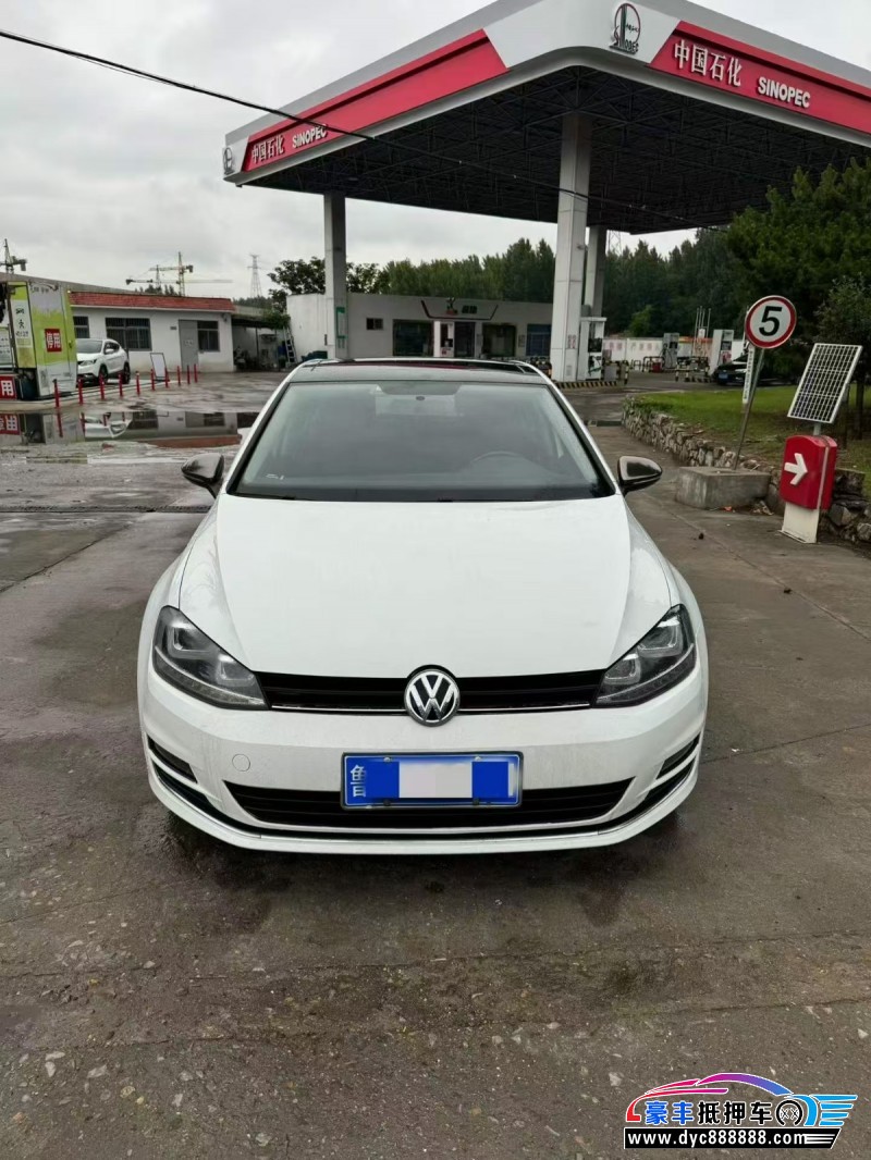 抵押车出售16年大众高尔夫轿车