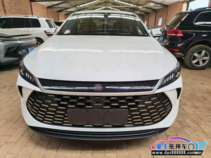26年比亚迪秦轿车抵押车出售