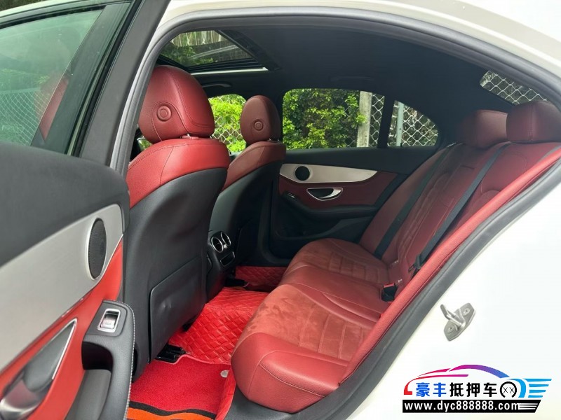 20年奔驰C轿车抵押车出售