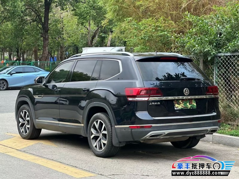 18年大众途昂轿车抵押车出售