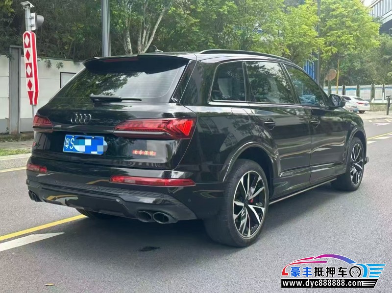 20年奥迪Q7轿车抵押车出售