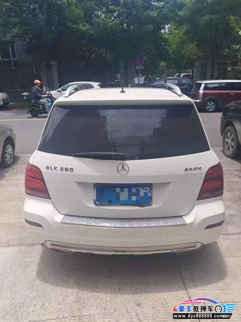 15年奔驰GLK轿车抵押车出售