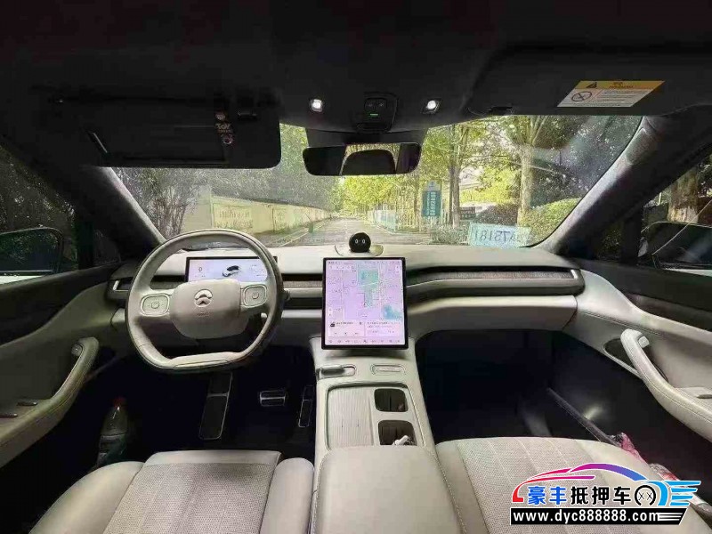 23年蔚来ES8轿车抵押车出售