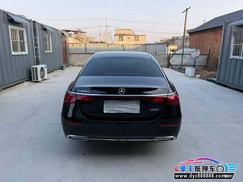 24年奔驰E轿车抵押车出售