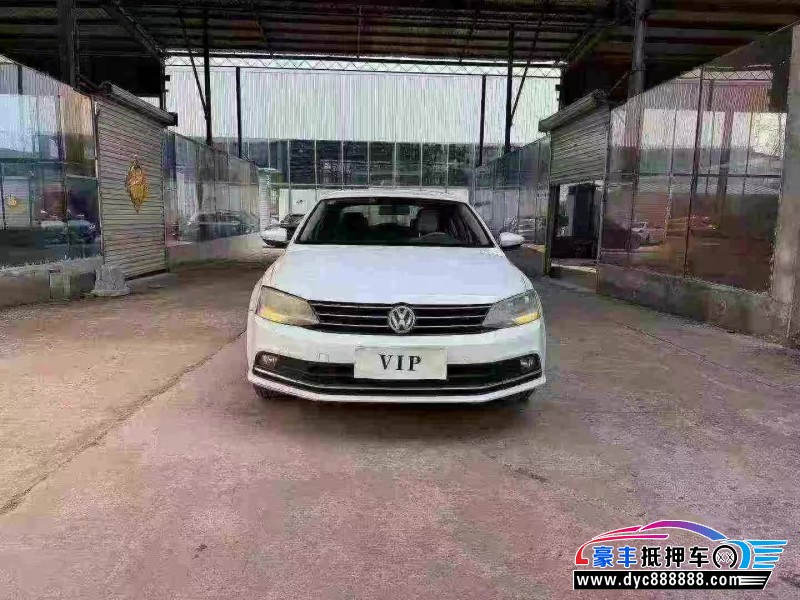 18年大众速腾轿车抵押车出售