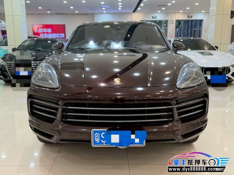 抵押车出售19年保时捷卡宴轿车