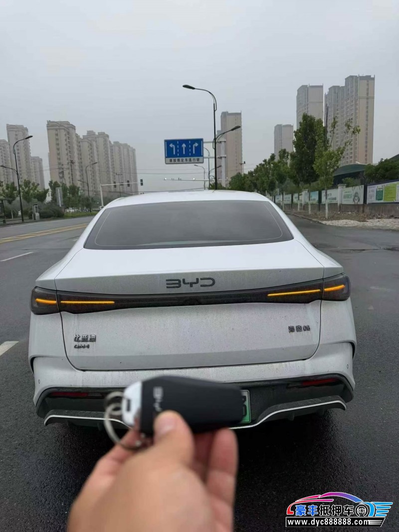 24年比亚迪海豹轿车抵押车出售