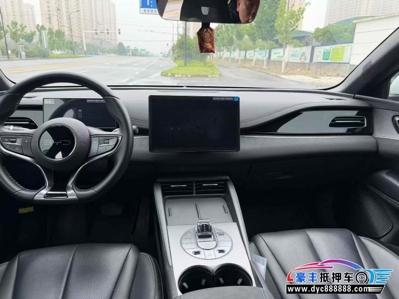 24年比亚迪海豹轿车抵押车出售