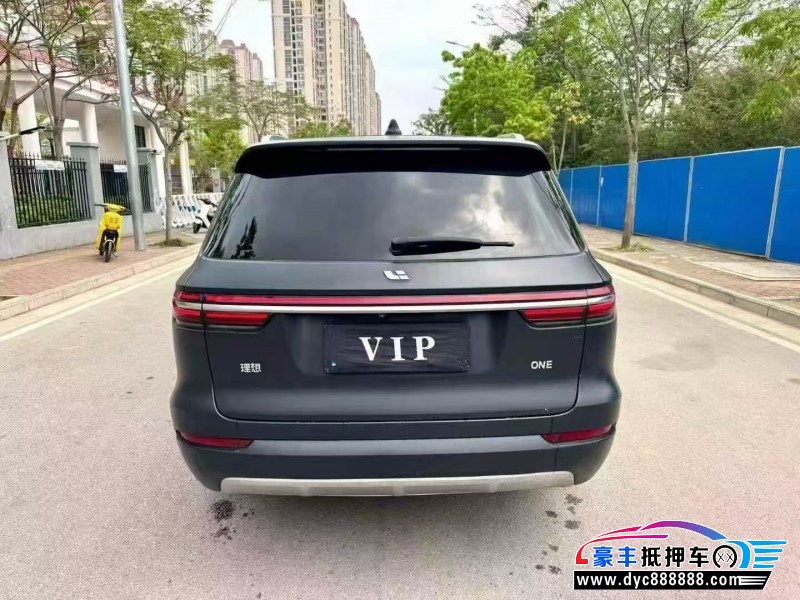 22年理想ONE轿车抵押车出售