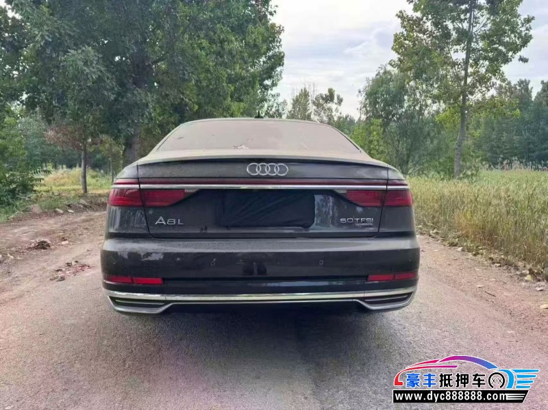 22年奥迪A8L轿车抵押车出售