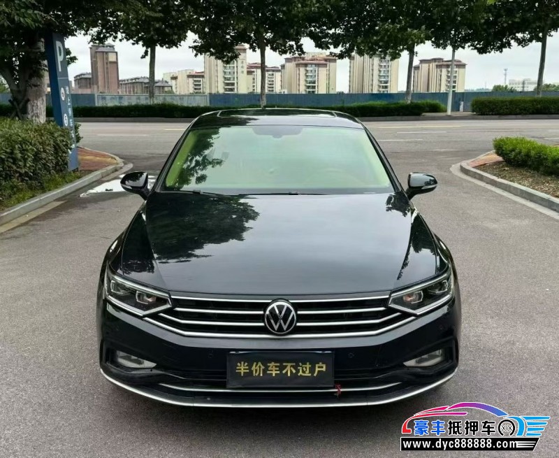 22年大众迈腾轿车抵押车出售