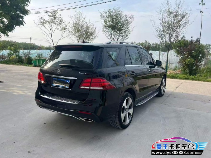 18年奔驰GLE轿车抵押车出售
