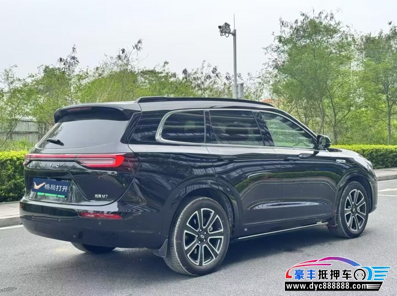 25年华为问界轿车抵押车出售
