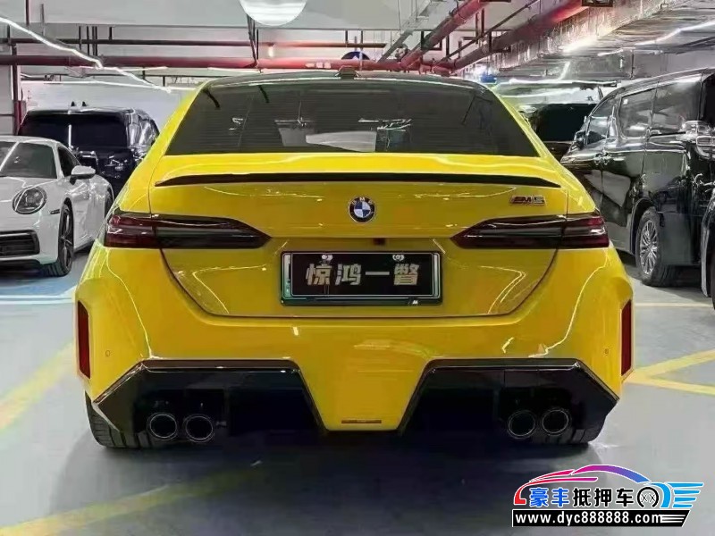 25年宝马M5轿车抵押车出售