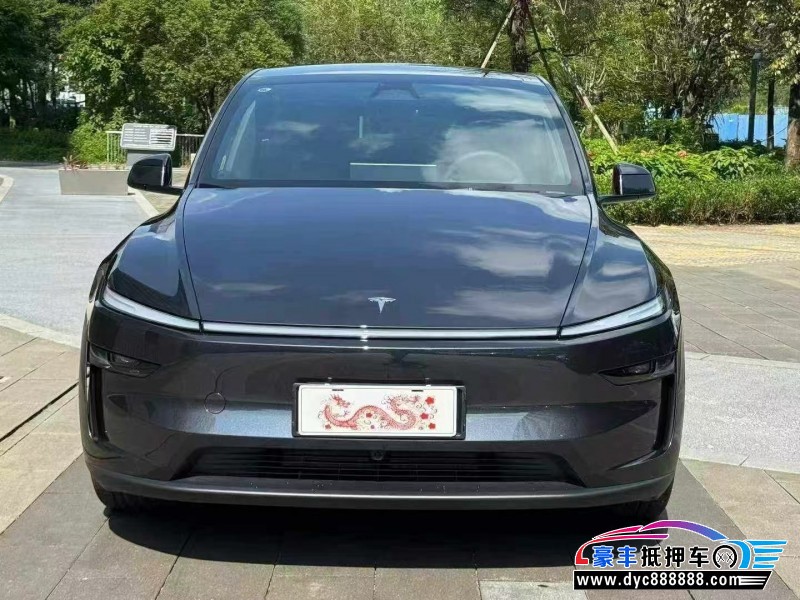 26年特斯拉Model Y轿车