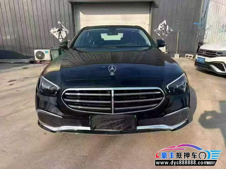 25年奔驰E轿车抵押车出售