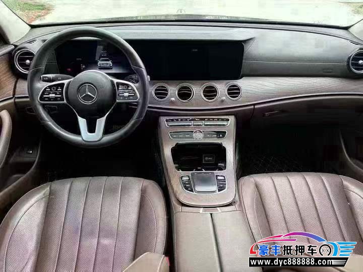 20年奔驰E轿车抵押车出售